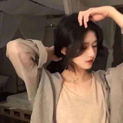 女教师2022